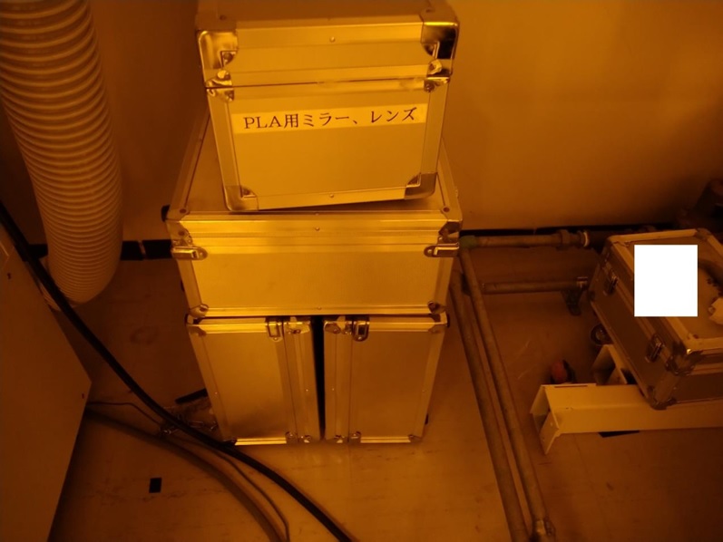11061 007
