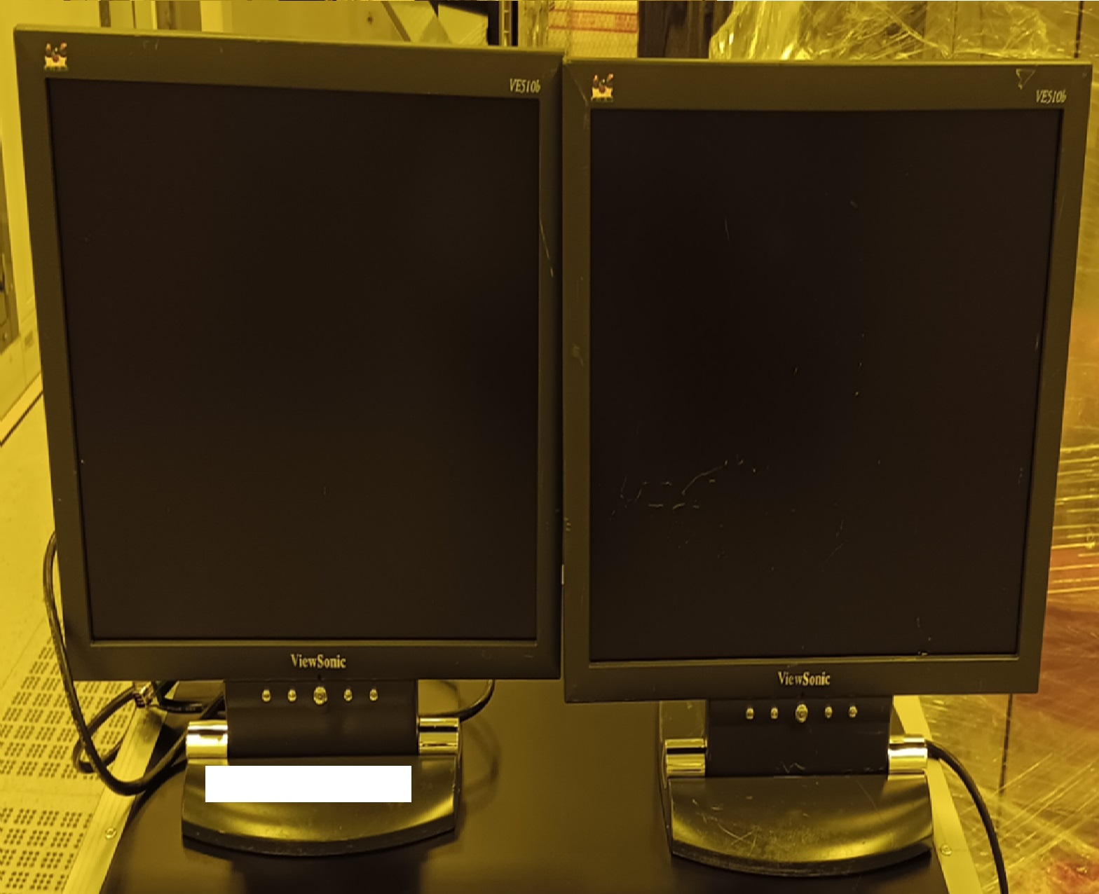 13689 007