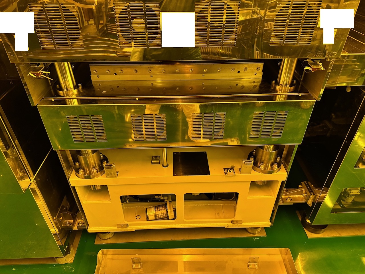 14568 005