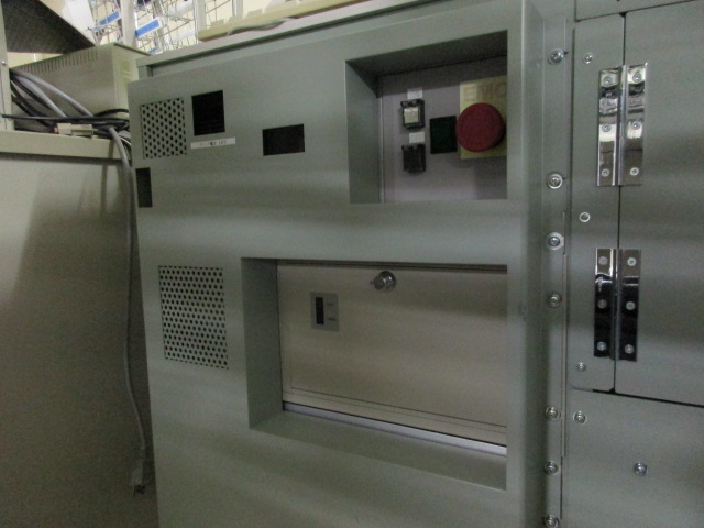 2011 008