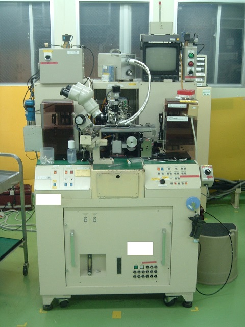 6476 001