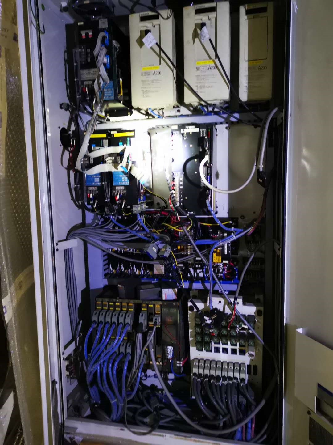 6897 012