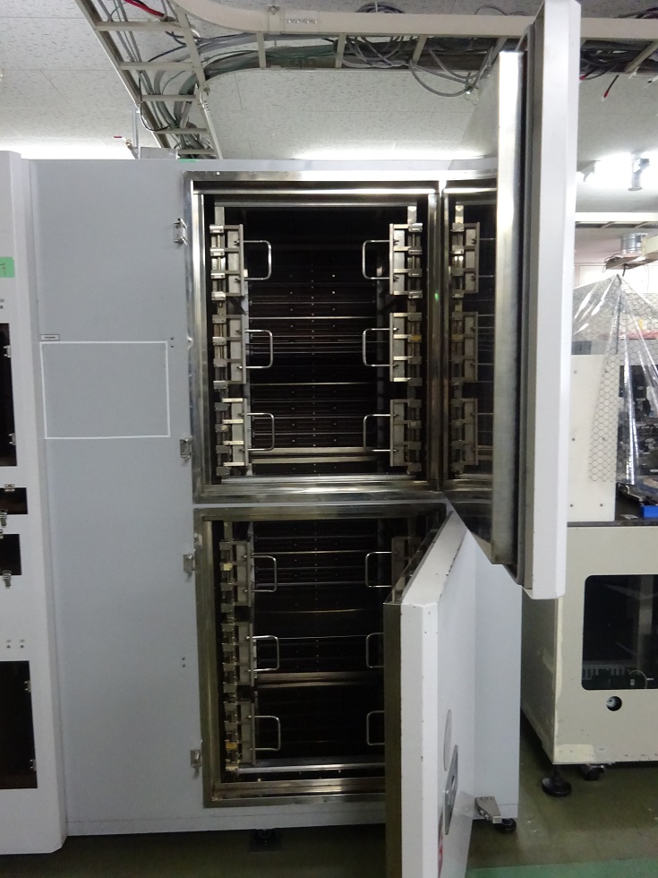 7057 004