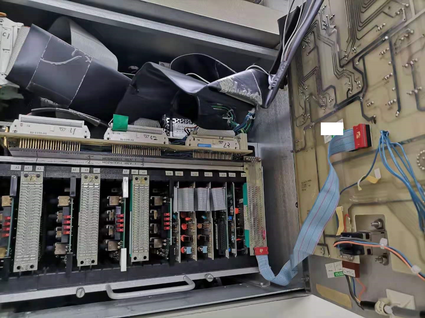 7621 004