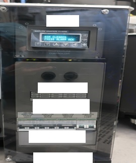 9933 008
